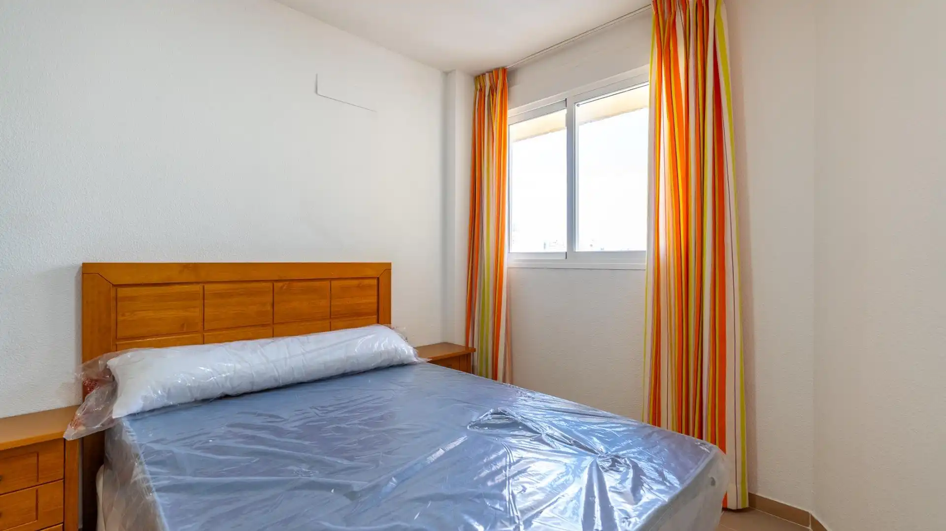 Bedroom of Attic for rent in Villajoyosa / La Vila Joiosa  with Air Conditioner, Heating and Private garden