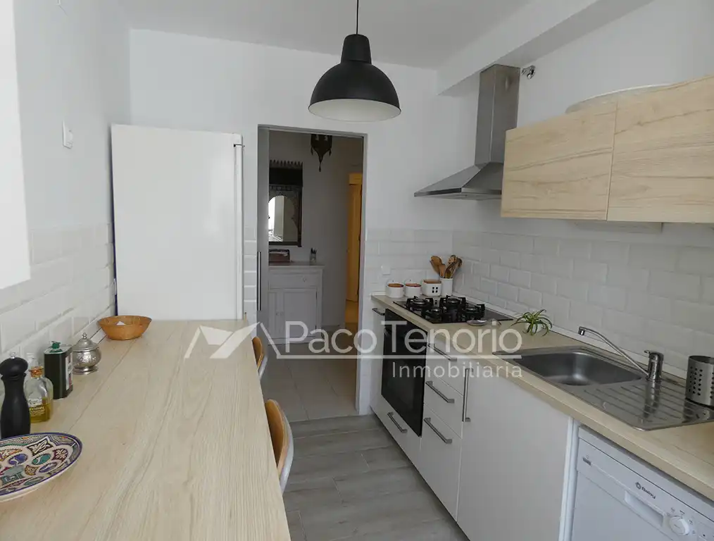 Cuina de Apartament de lloguer en La Antilla amb Terrassa, Moblat i Forn