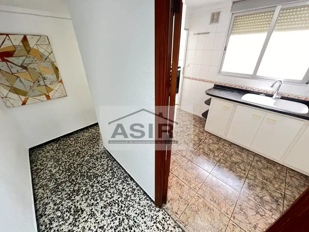 Flat for rent in Calle Doctor Ferran, Albuixarres