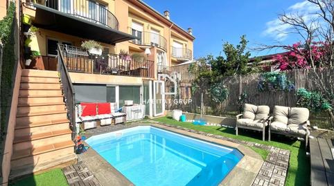 Photo 2 of Single-family semi-detached for sale in Quart, Girona