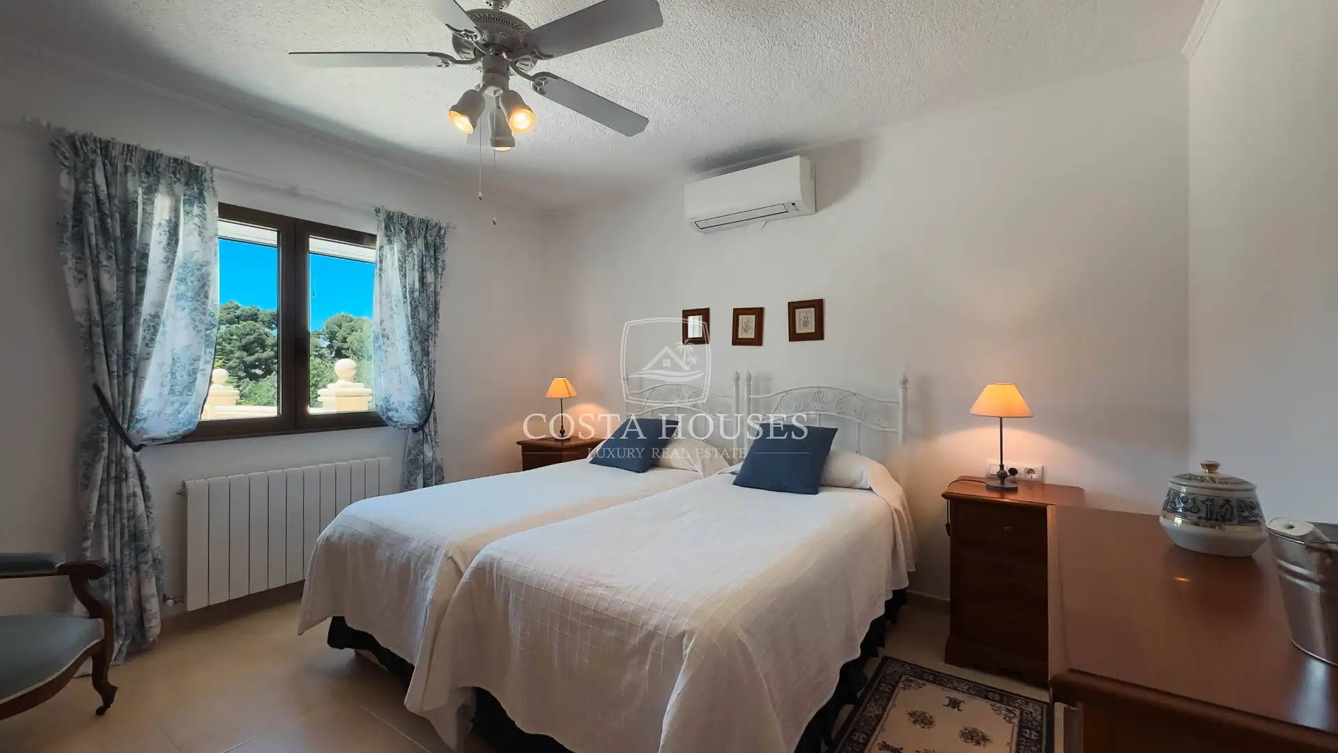 Bedroom of Houses for sale in Jávea / Xàbia  with Air Conditioner, Private garden and Terrace