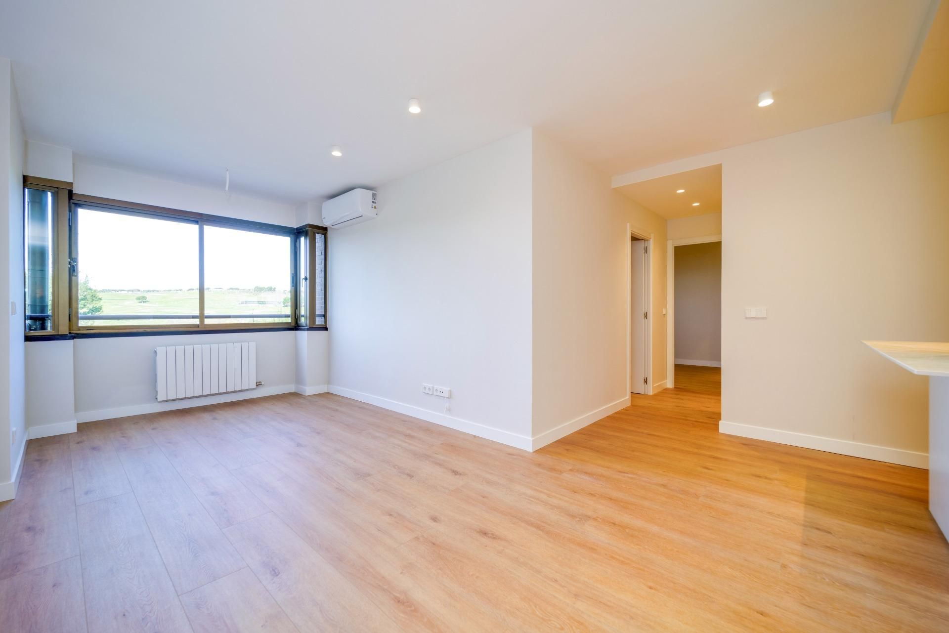 Bedroom of Flat for rent in  Madrid Capital