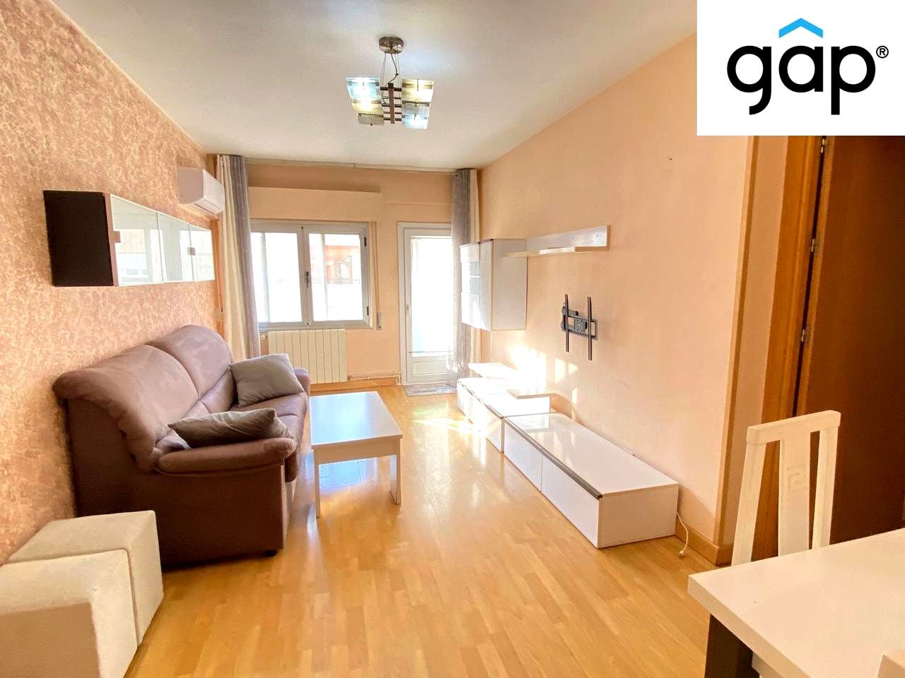 Living room of Flat to rent in Cuenca Capital  with Air Conditioner, Heating and Terrace