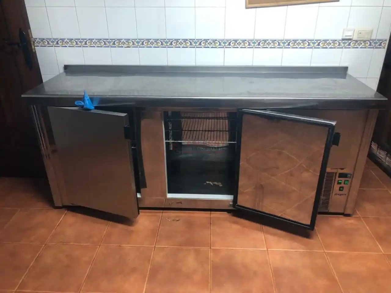 Cuina de Local en venda en A Pobra de Trives  amb Aire condicionat i Moblat