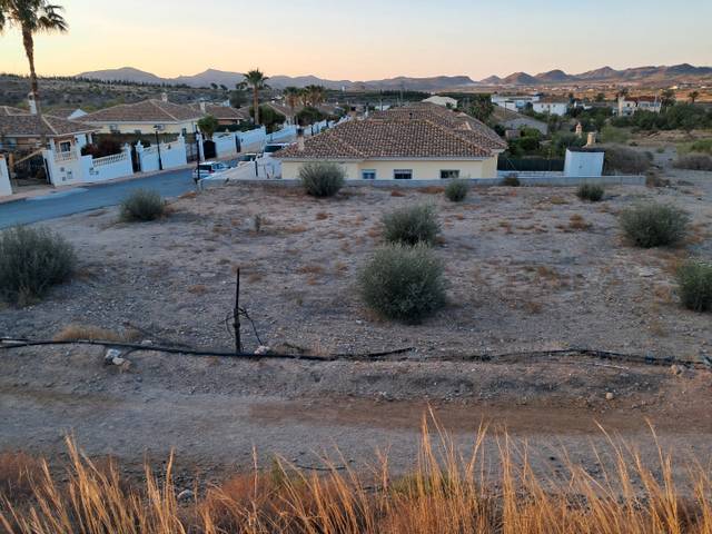 Terreno residencial en Venta en Calle Nervión, 27 en Zurgena