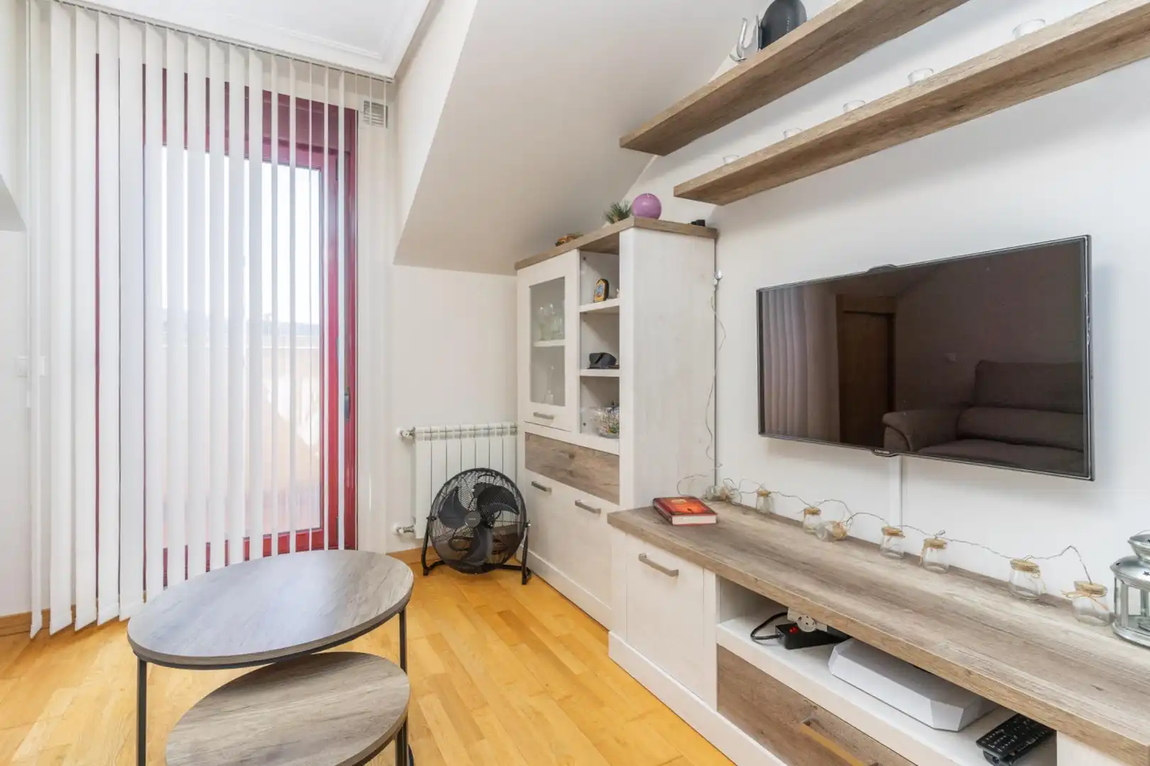 Piso con terraza en venta en Calle CARBAYU EL 3, imagen 7