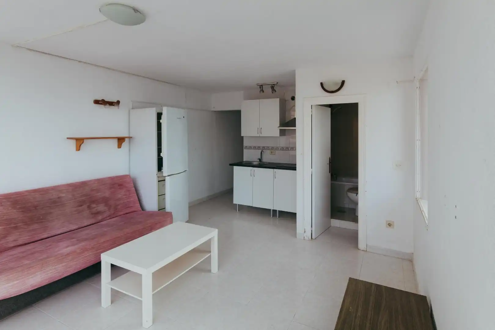 Dormitori de Apartament en venda en Benidorm amb Terrassa, Traster i Piscina comunitària