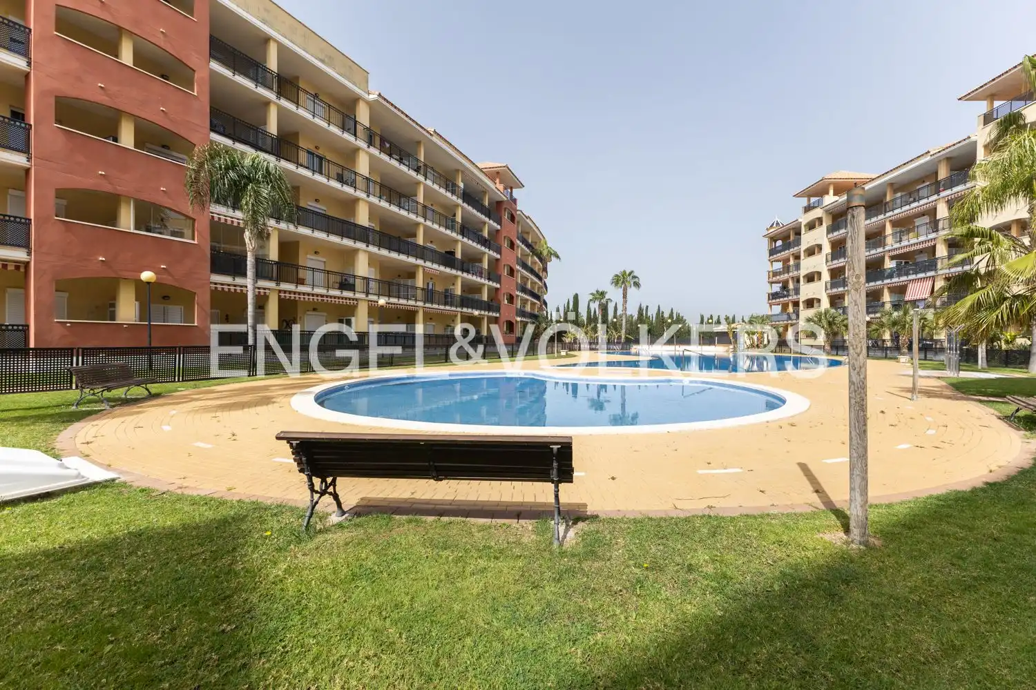 Piscina de Pis en venda en Canet d'En Berenguer amb Aire condicionat, Calefacció i Jardí privat