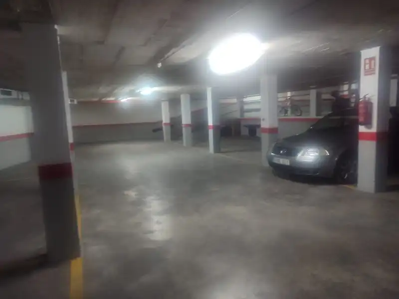 Parking de Garaje en venta en La Calzada