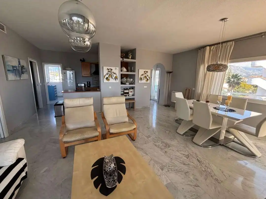 Living room of Flat for rent in Marbella  with Private garden and Terrace