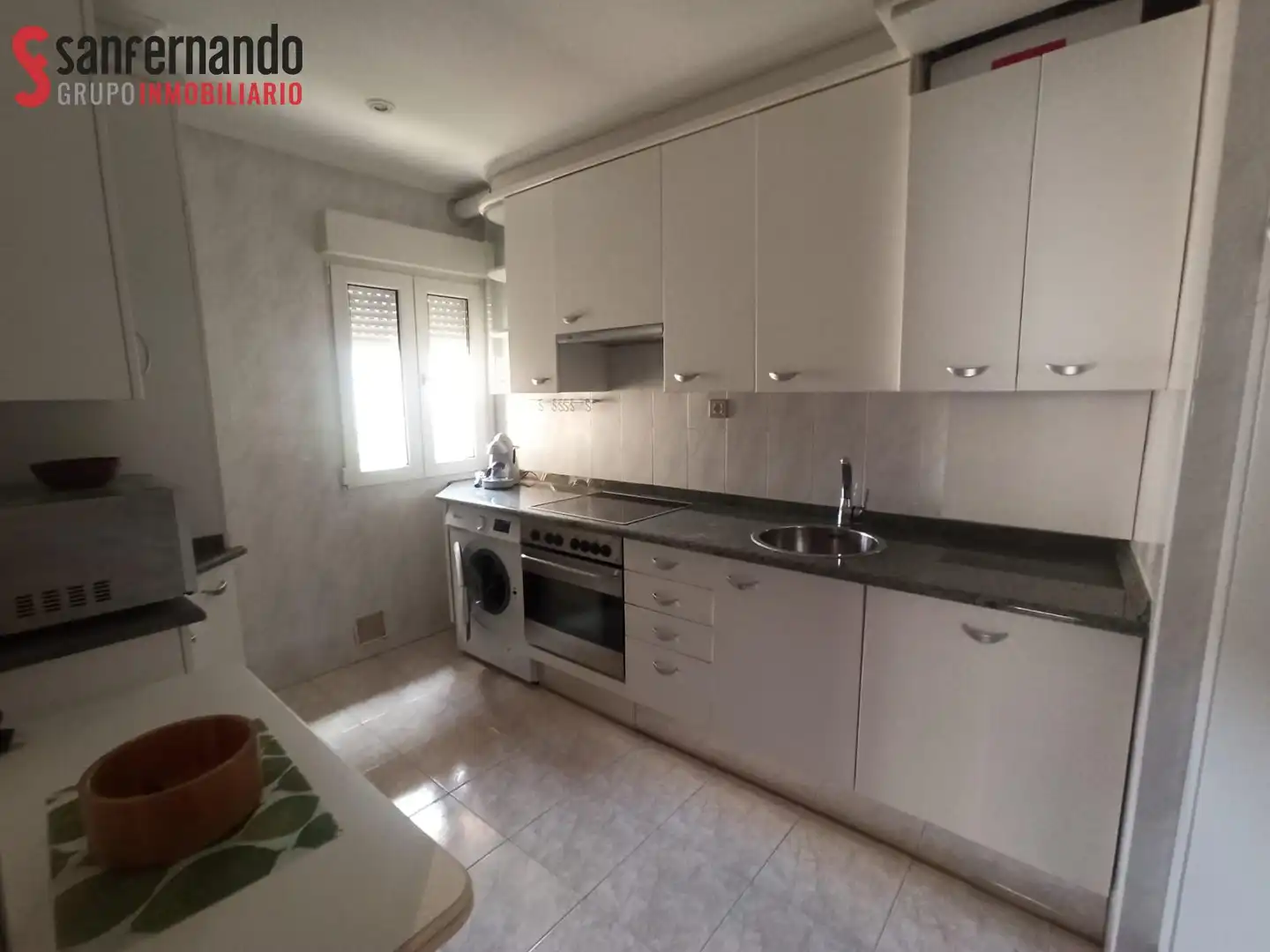 Cocina de Piso de alquiler en Santander con Calefacción, Parquet y Amueblado