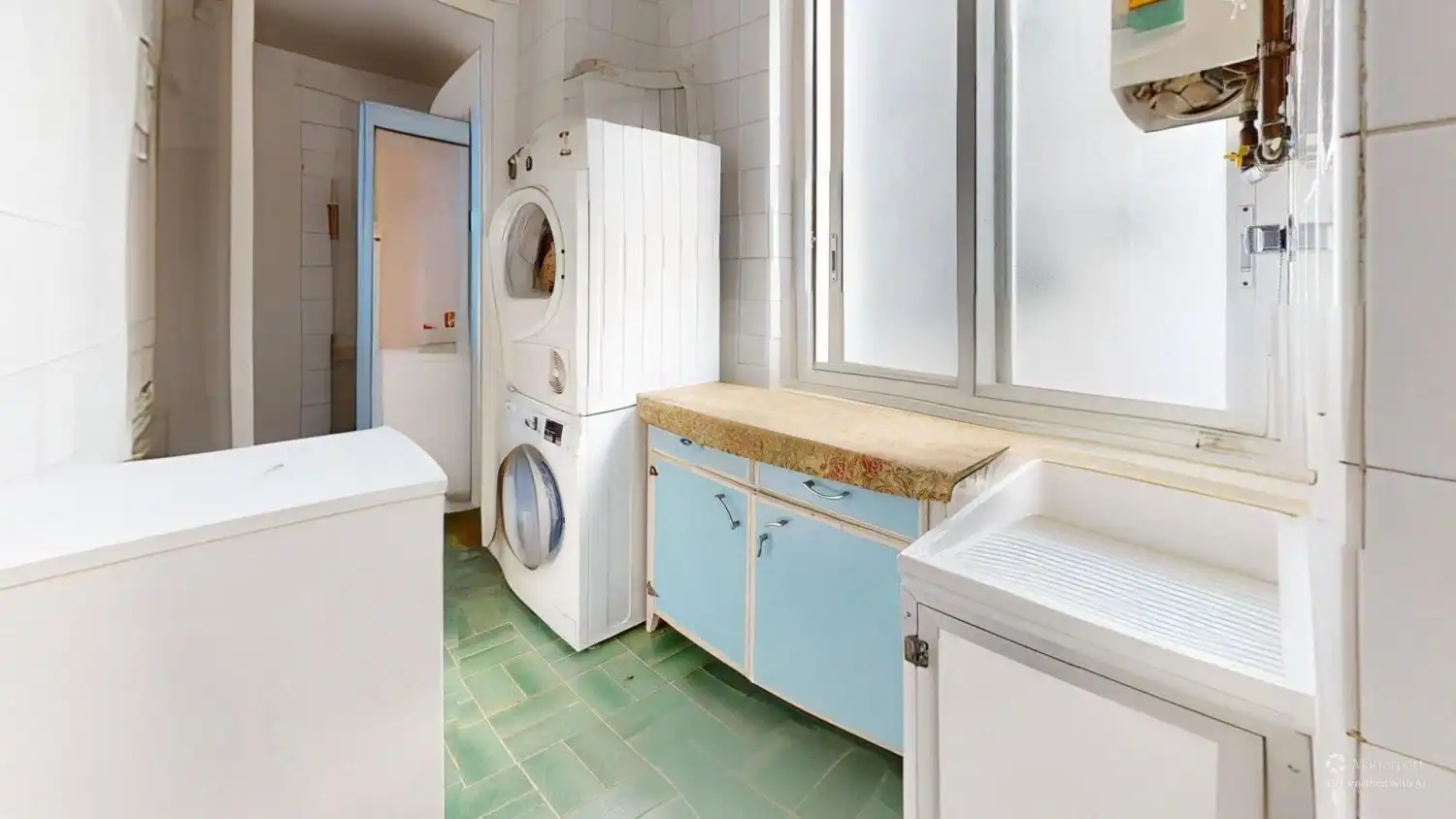 Kitchen of Flat for sale in Sevilla  with Air Conditioner, Terrace and Storage room