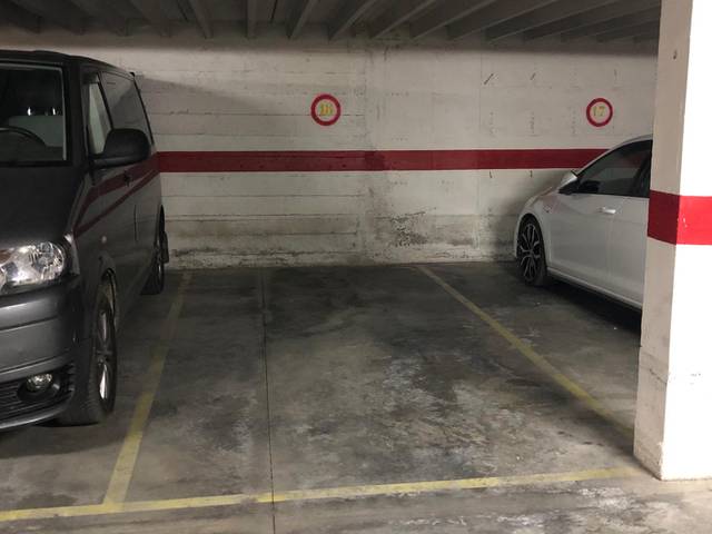 Garaje en Venta en Miguel Servet, 7 en Casco Antiguo