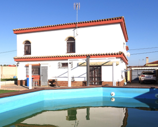 Swimming pool of House or chalet for sale in El Puerto de Santa María  with Air Conditioner, Private garden and Terrace