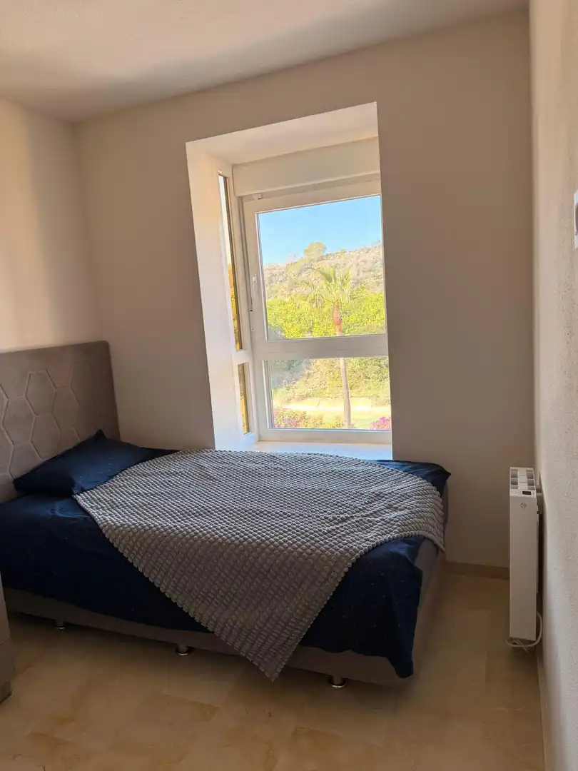 Dormitori de Apartament en venda en Orihuela amb Aire condicionat, Jardí privat i Terrassa