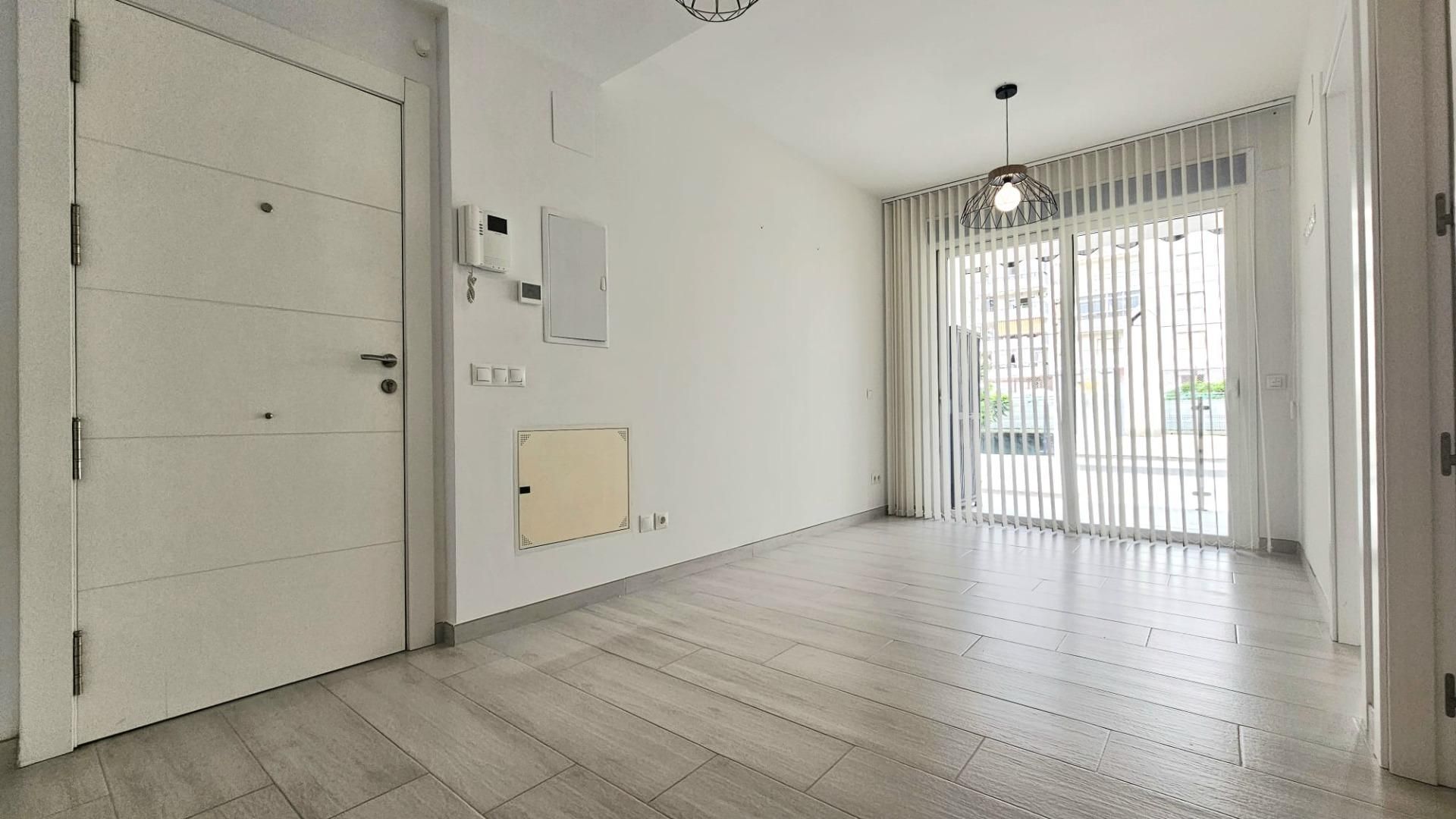 Flat for sale in Fuengirola  with Air Conditioner, Heating and Terrace