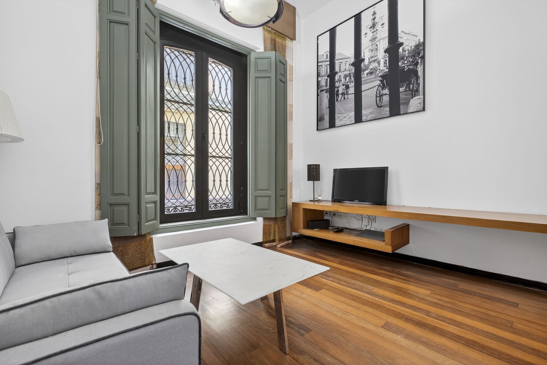 Sala d'estar de Apartament en venda en  Sevilla Capital