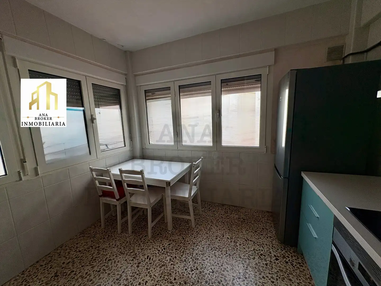 Kitchen of Flat for sale in Ronda  with Furnished