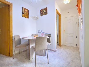 Wohnung mit Aufzug zum Verkauf in Carrer de Cabanes 20