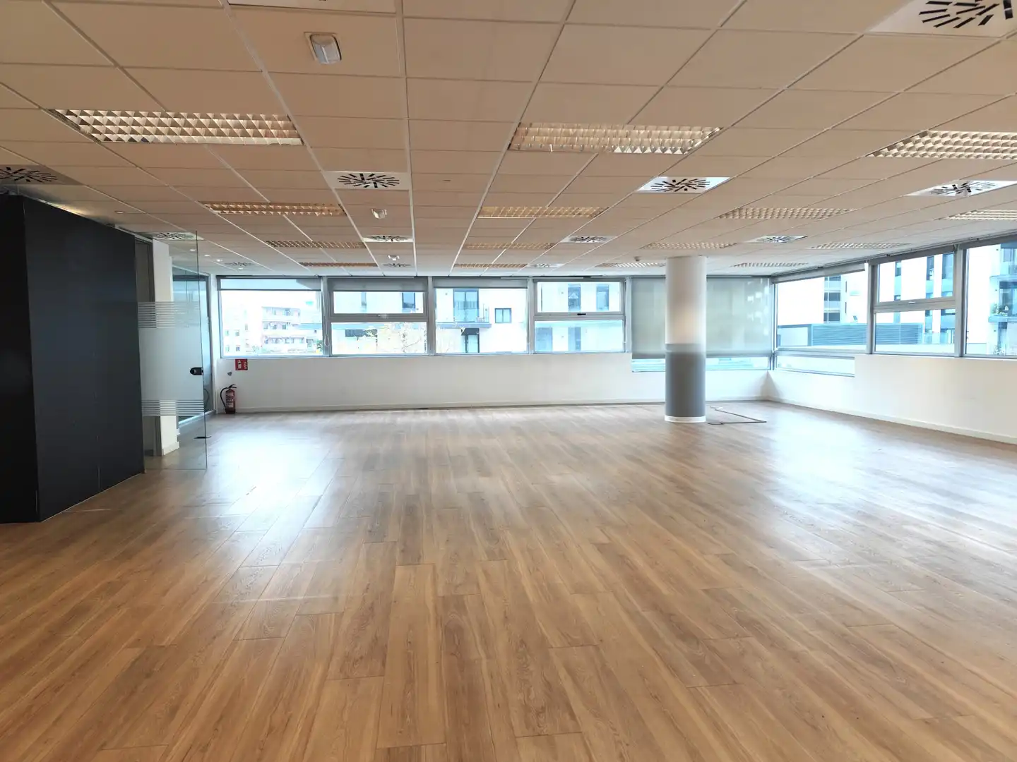 Office space with lift for sale in Avinguda de Barcelona, imagen 2