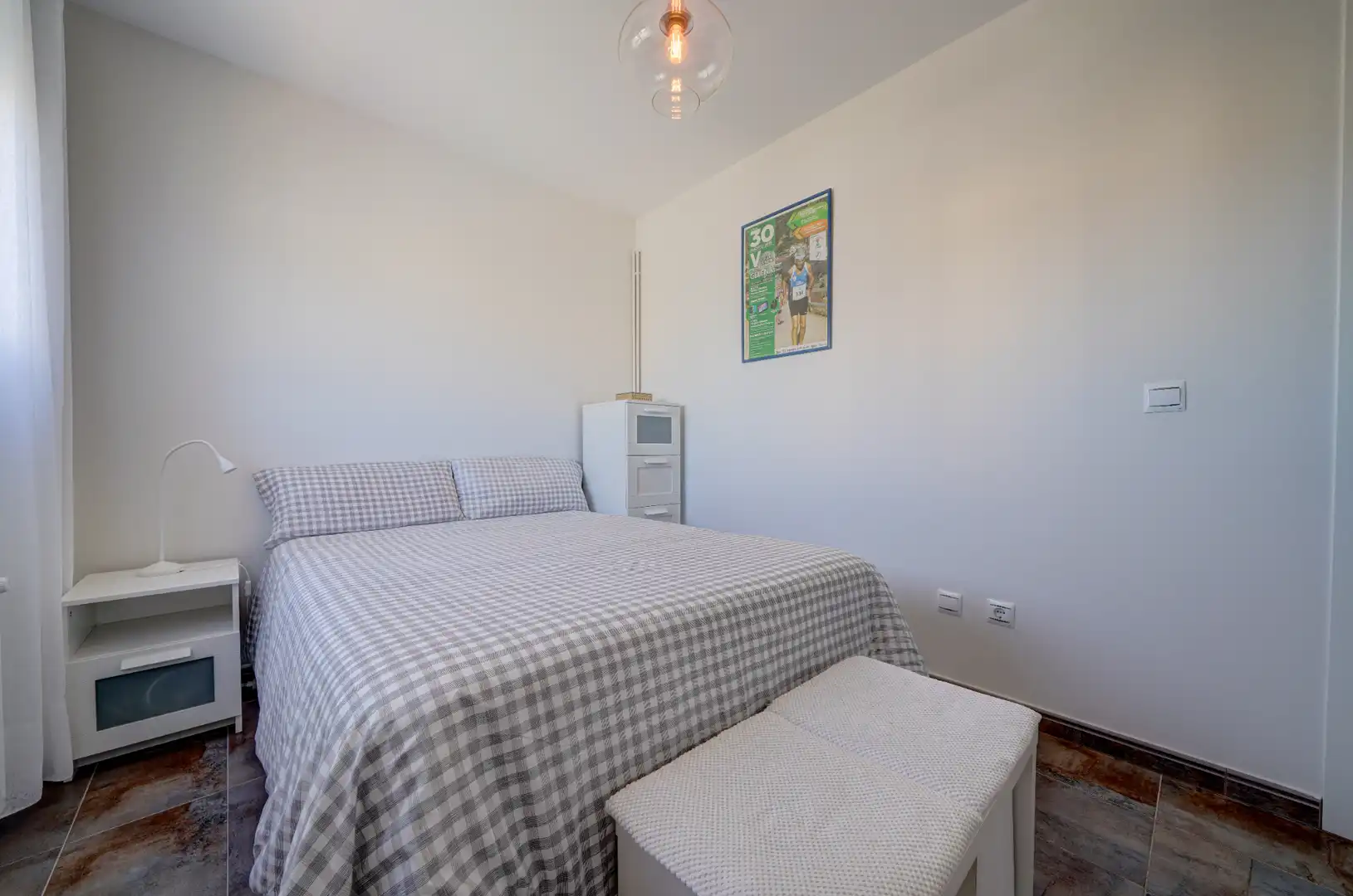 Schlafzimmer von Dachboden zum Verkauf in La Pobla de Farnals mit Klimaanlage, Heizung und Terrasse
