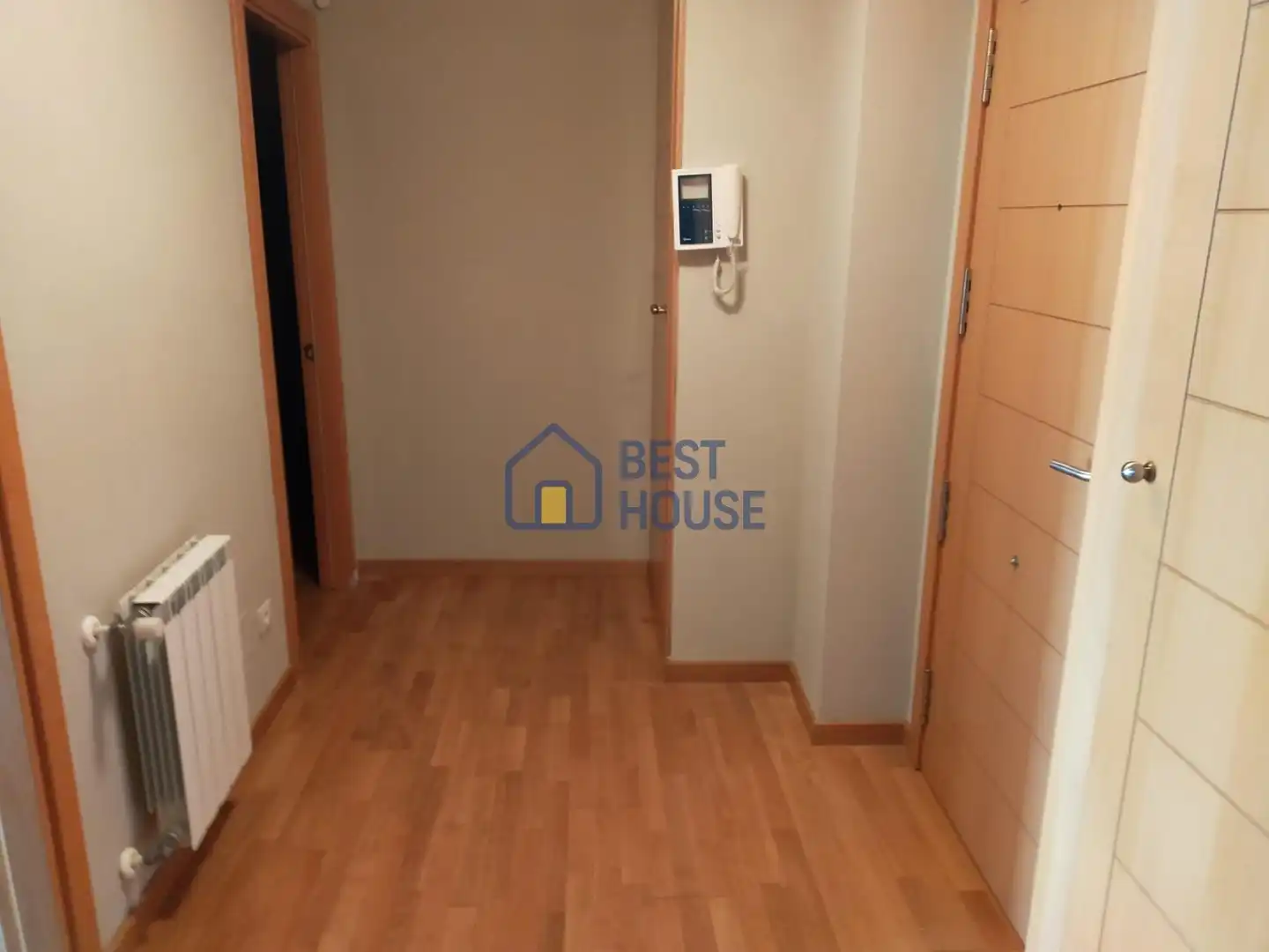 Apartamento de alquiler en León Capital  con Calefacción y Trastero
