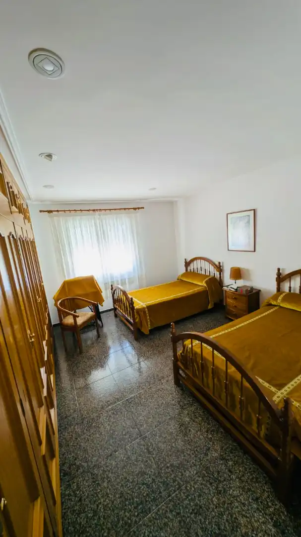 Dormitori de Casa o xalet en venda en Oliva amb Aire condicionat, Calefacció i Jardí privat