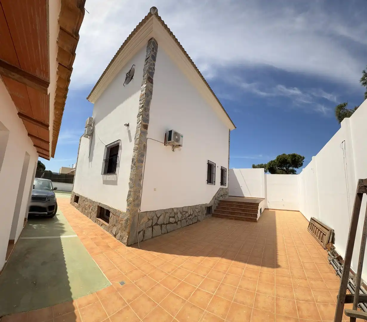 Vista exterior de Casa adosada en venta en Mazagón con Aire acondicionado, Trastero y Piscina