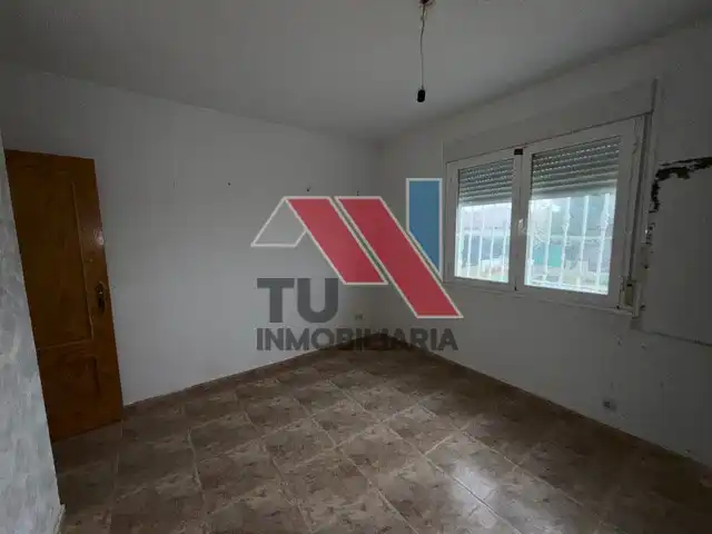 Bedroom of Houses for sale in Huecas  with Storage room, Swimming Pool and Alarm