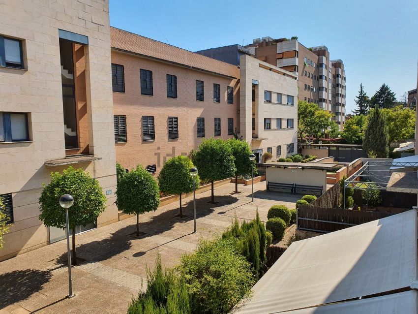 Exterior view of Flat to rent in  Sevilla Capital