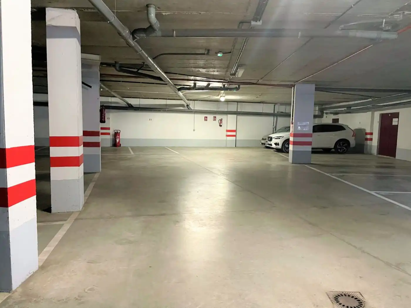 Parkplatz von Büro zur Miete in Sevilla