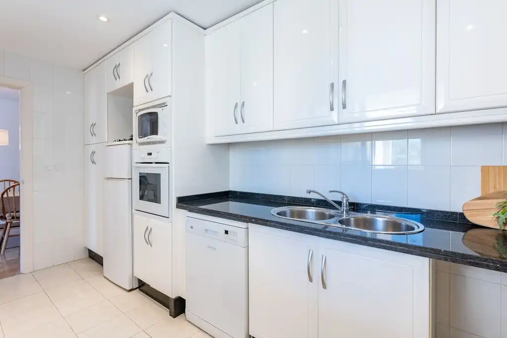 Apartment with pool for sale in Torrequebrada, imagen 12