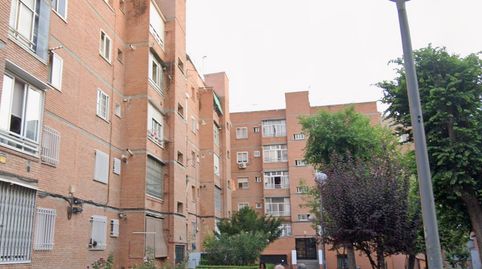Foto 2 de Piso en venta en Serena, Entrevías, Madrid Capital