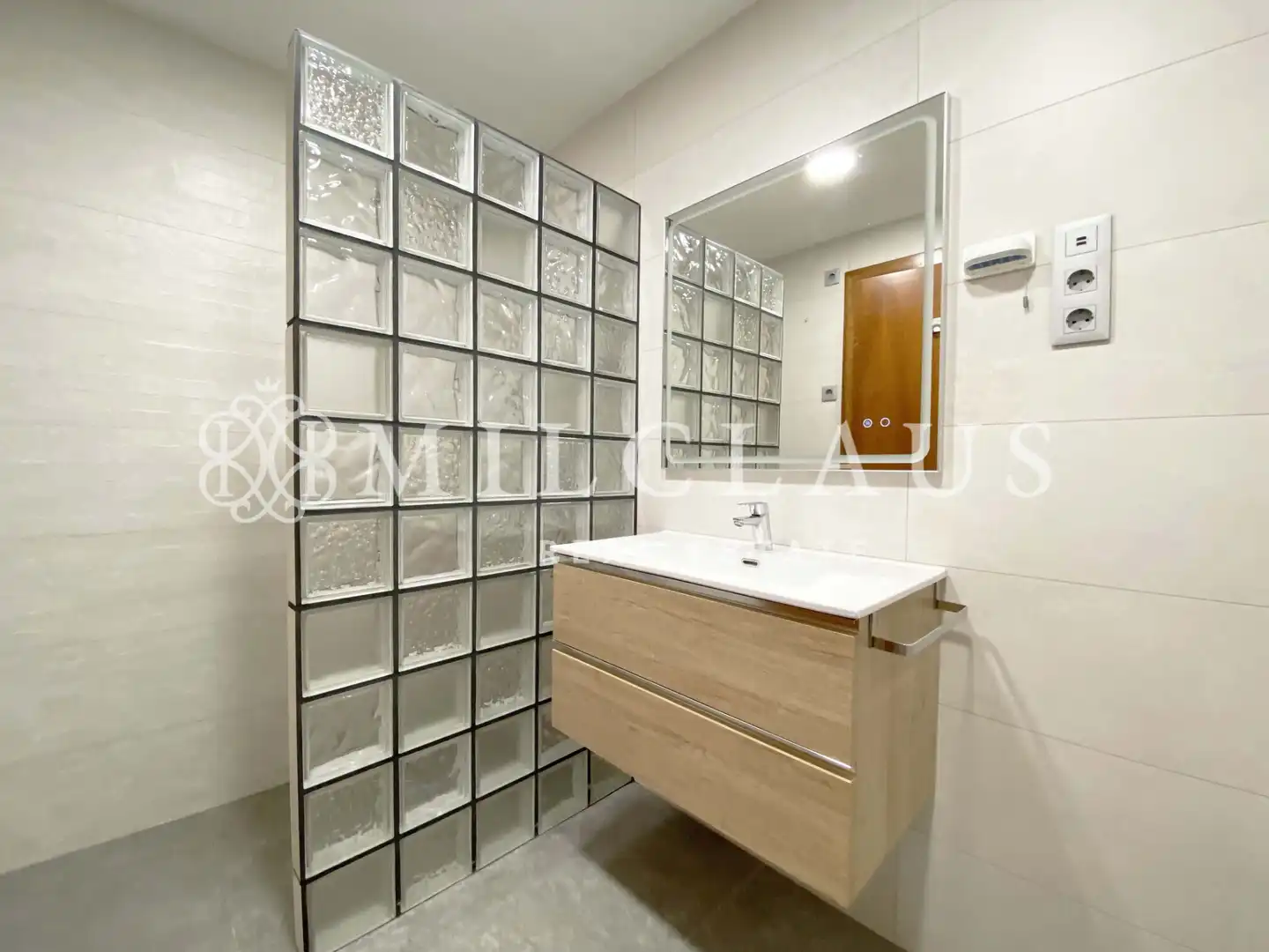 Flat for sale in Carrer de Sicília, imagen 44