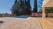Piscina de Casa o xalet en venda en  Córdoba Capital amb Aire condicionat, Calefacció i Parquet
