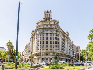 Pis amb ascensor en venda a Paseo GRAN VIA (RAMON Y CAJAL)