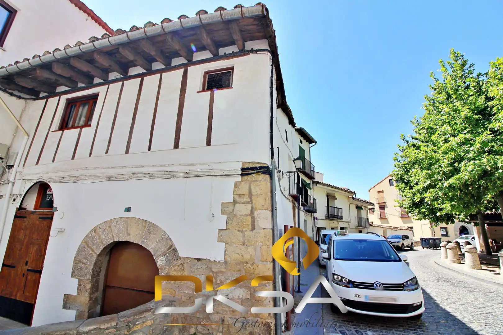 House with terrace for sale in COLON