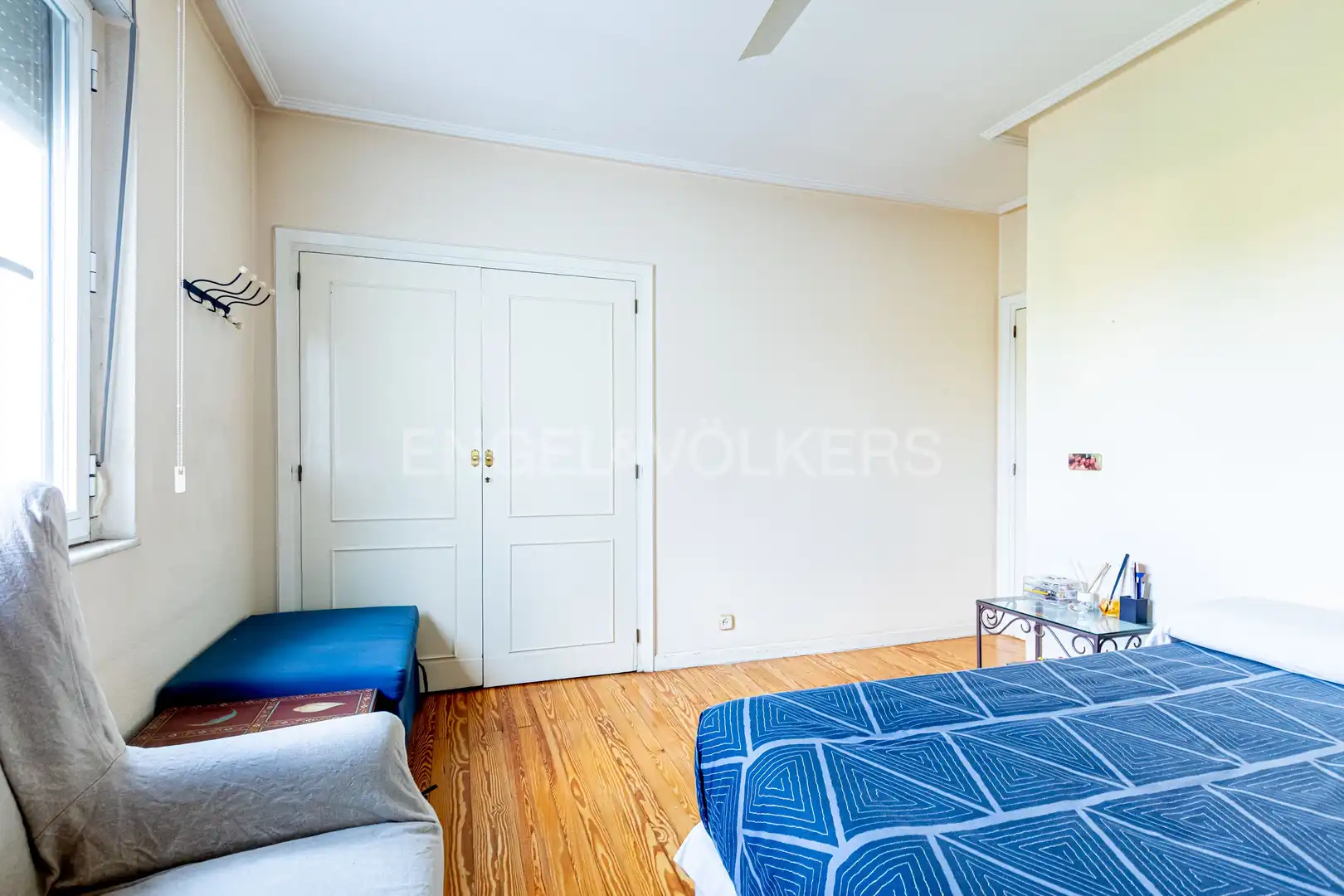 Bedroom of Flat for sale in Sevilla  with Air Conditioner and Heating
