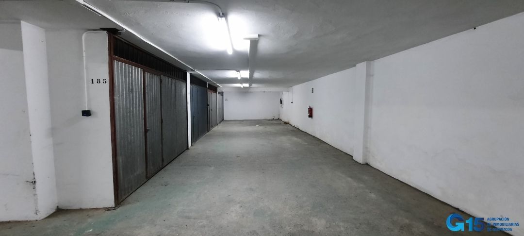 Garage for sale in Andoain