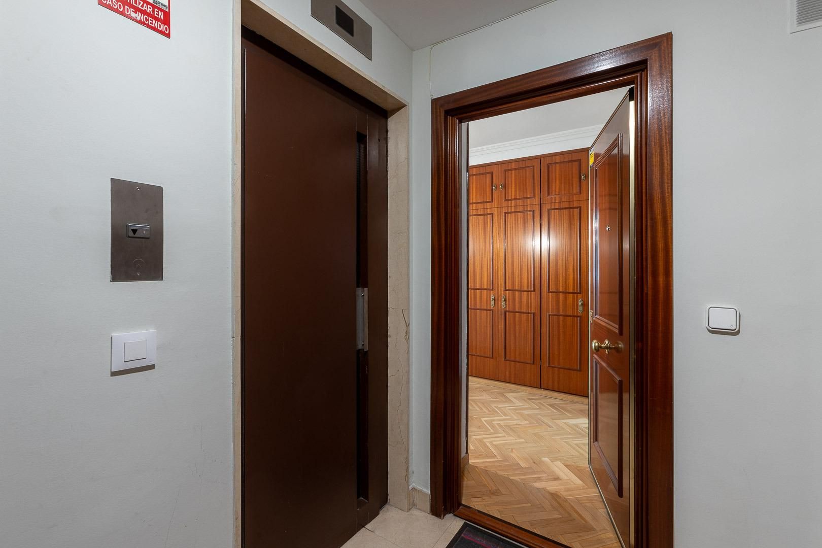 Pis en venda en  Madrid Capital amb Aire condicionat, Calefacció i Jardí privat