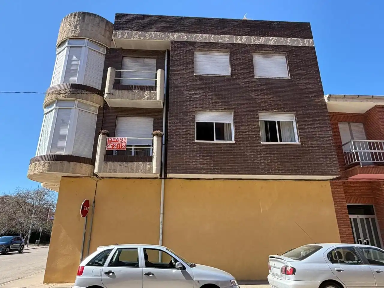 Vista exterior de Casa o xalet en venda en Villarejo de Órbigo amb Calefacció, Parquet i Terrassa