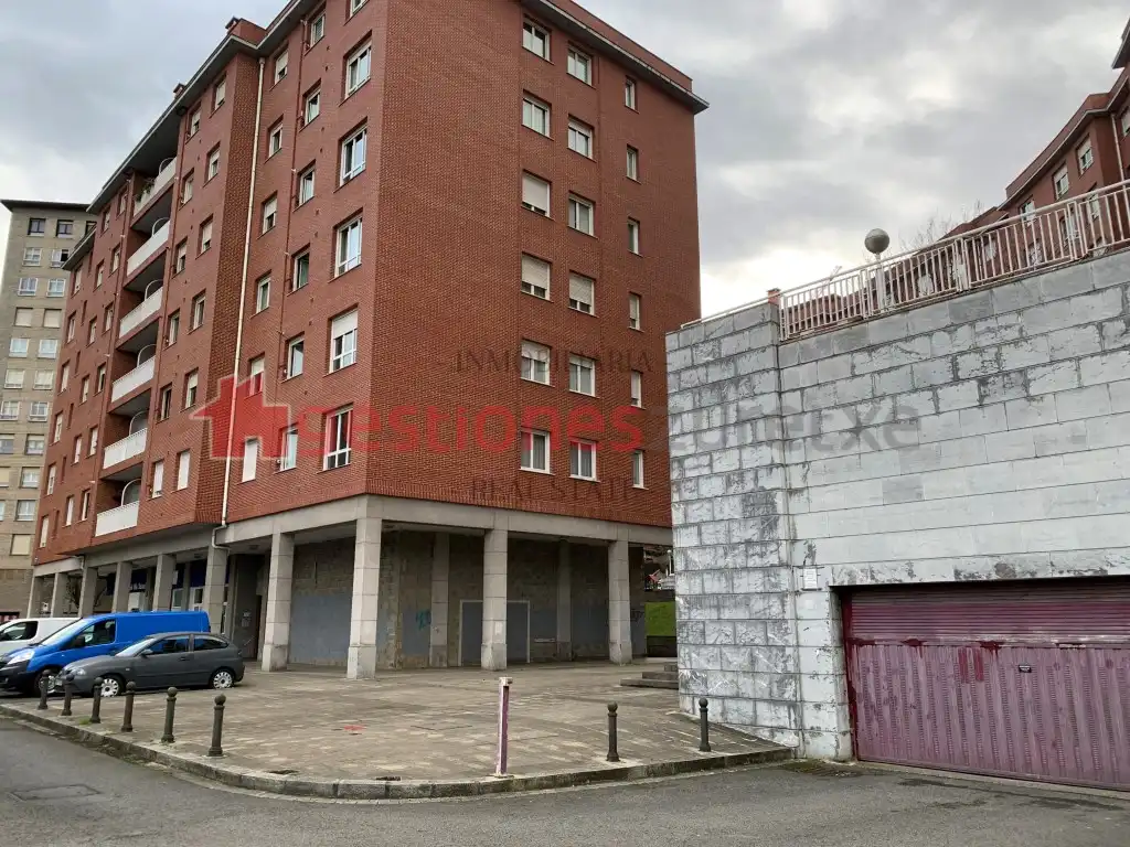 Vista exterior de Garaje en venta en Bilbao 