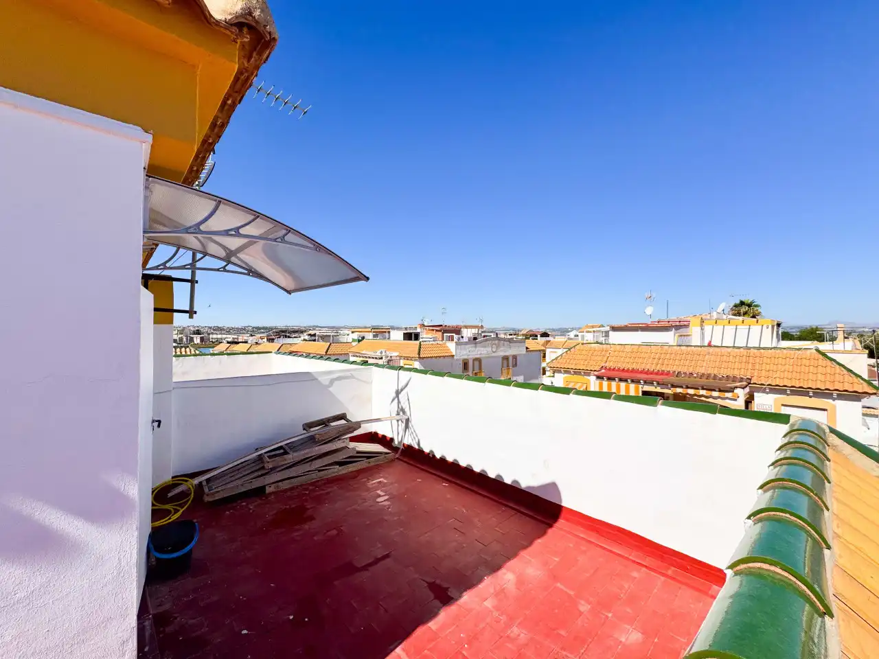 Vista exterior de Casa o chalet en venta en Torrevieja con Aire acondicionado, Calefacción y Terraza