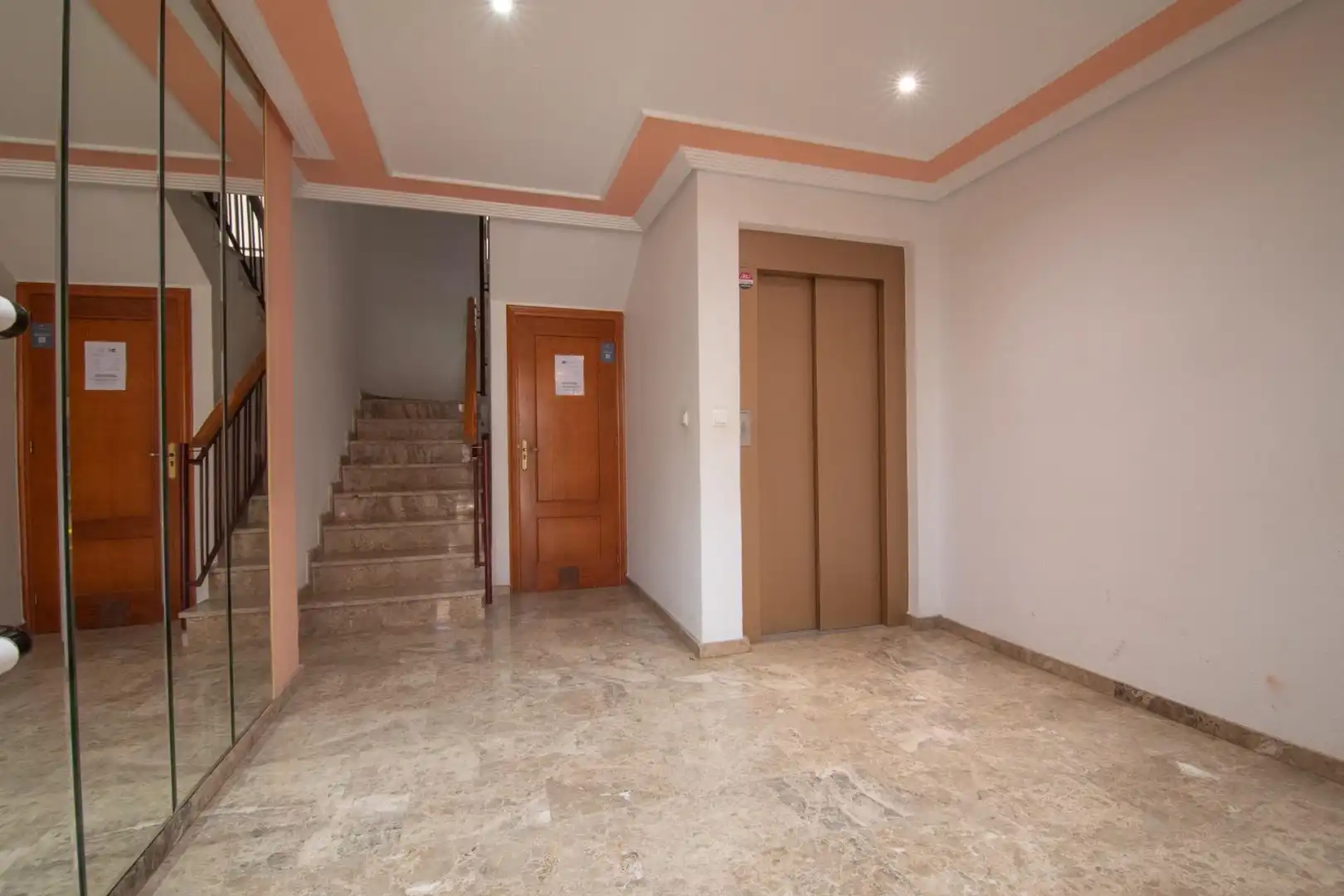 Piso en venta en Elche / Elx con Calefacción y Balcón