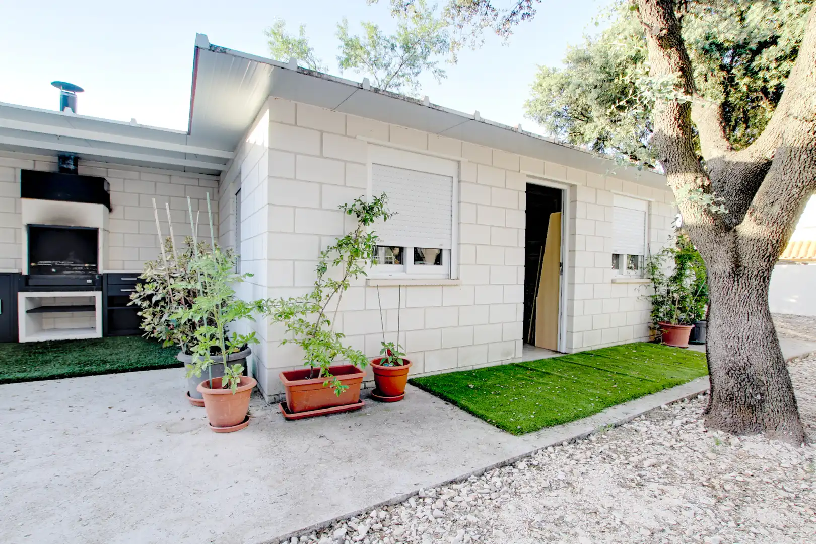 Vista exterior de Casa o xalet en venda en Nuevo Baztán amb Aire condicionat, Calefacció i Jardí privat