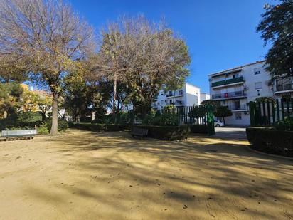 Vista exterior de Pis en venda en Écija amb Aire condicionat i Terrassa