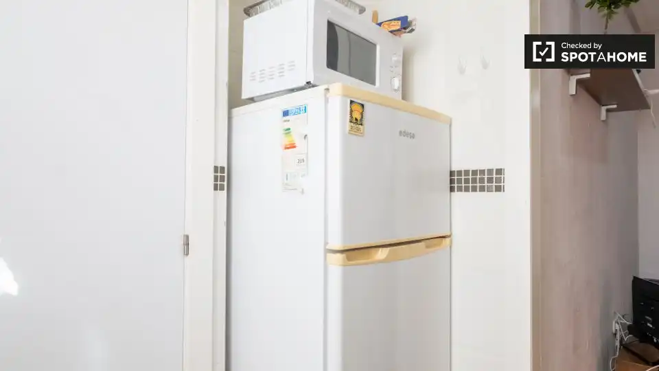 Cocina de Piso de alquiler en Madrid con Aire acondicionado, Calefacción y Amueblado