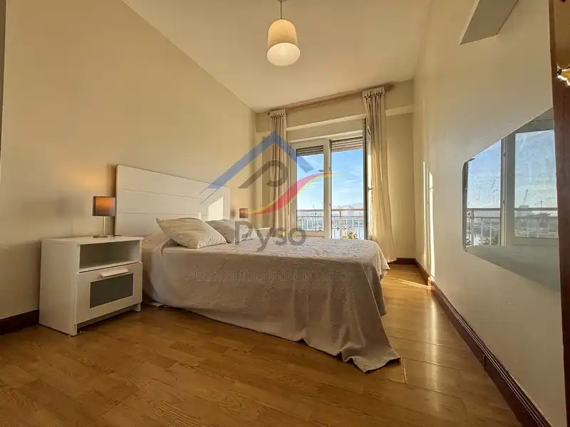 Flat with terrace to rent in Calle Marqués de la Hermida, imagen 6