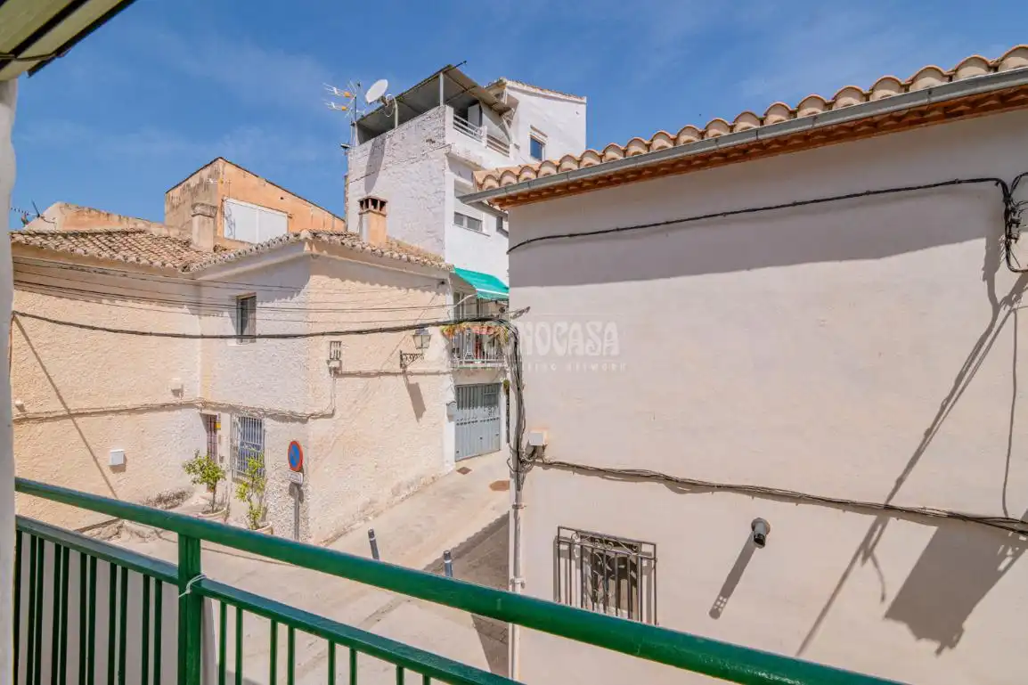 Vista exterior de Casa adosada en venta en Quéntar con Terraza