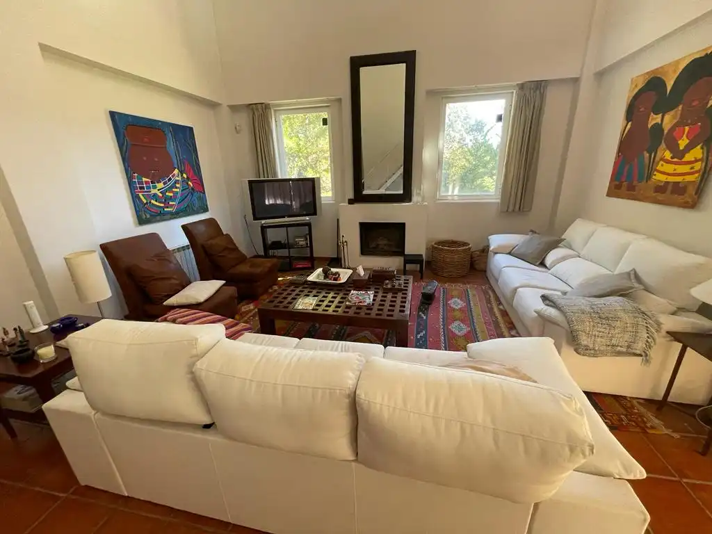Sala d'estar de Casa o xalet de lloguer en Torrelodones amb Calefacció, Jardí privat i Terrassa